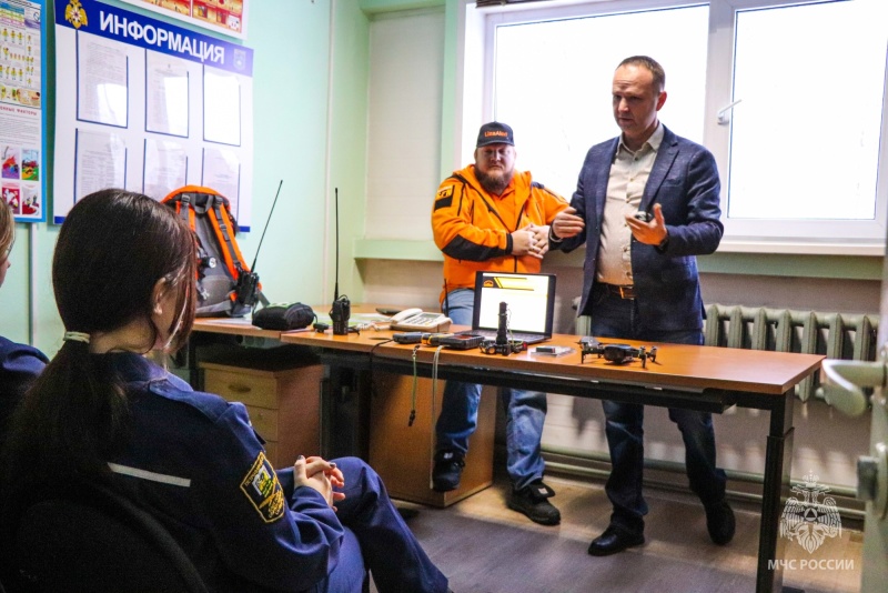 v petrozavodske otmetili den dobrovolca 170178663466929698 800x800