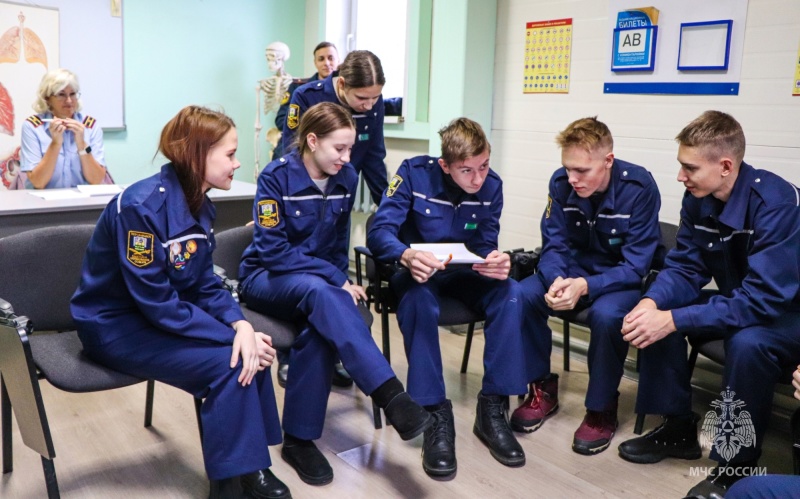 v petrozavodske otmetili den dobrovolca 1701786635106743010 800x800
